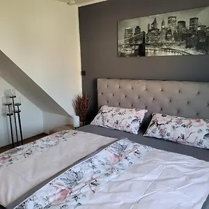https://ferienwohnung-melanie-wackersdorf.com-bavaria.com